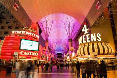 cheap hotels fremont street.